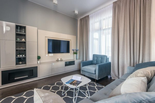 Est-ce que la forme de la piscine affecte le devis ?